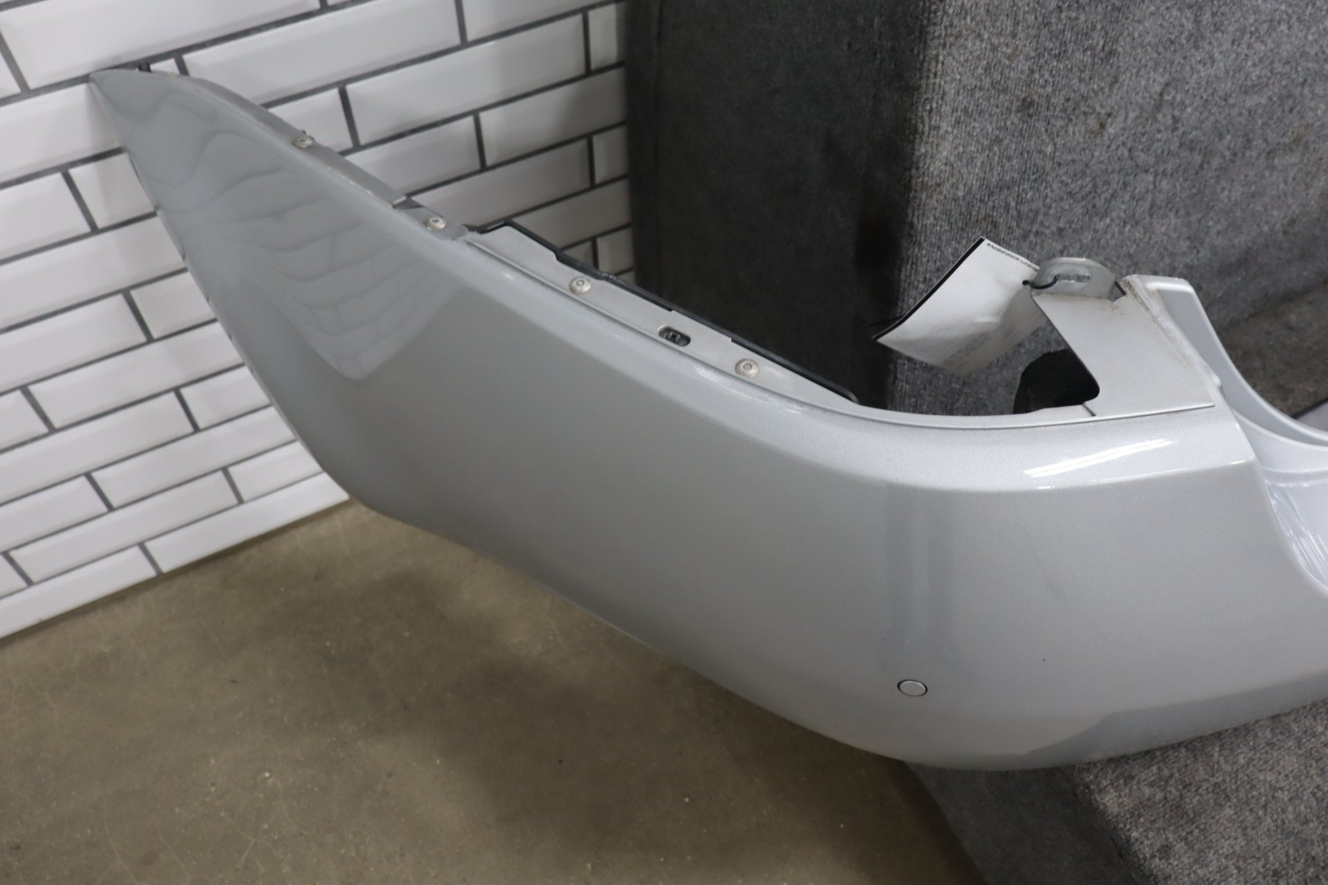 2007-2009 Jaguar XKR Rear Bumper Liquid Silver MEE