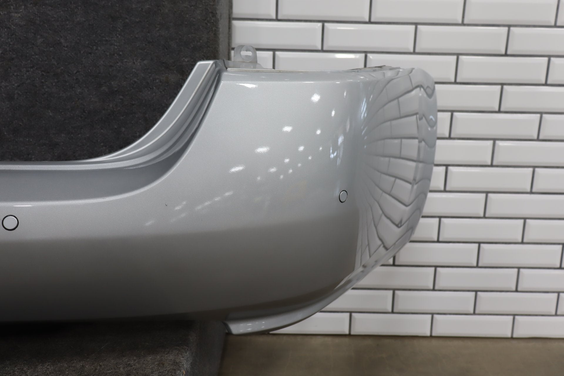 2007-2009 Jaguar XKR Rear Bumper Liquid Silver MEE