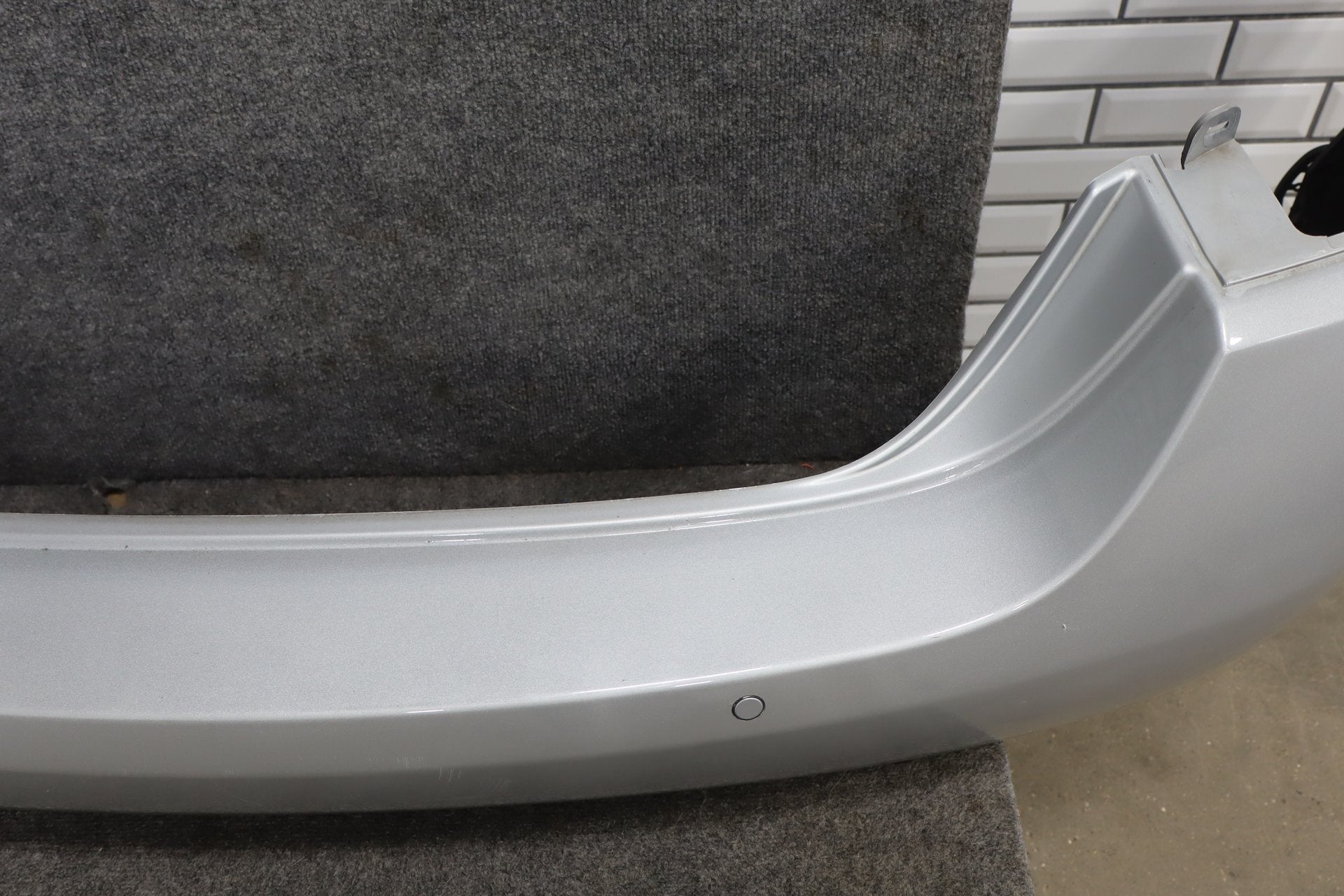 2007-2009 Jaguar XKR Rear Bumper Liquid Silver MEE