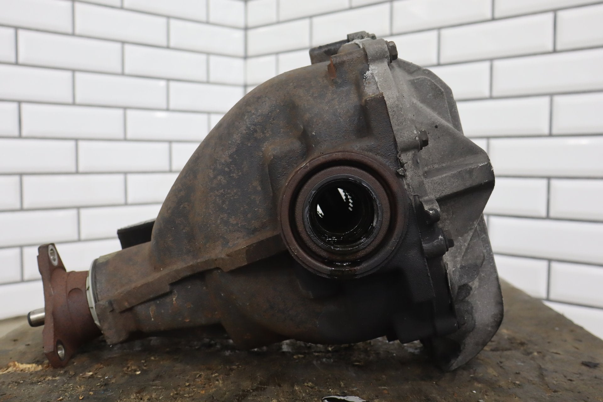 2007-2009 Jaguar XKR Rear Differential Assembly OEM 3.31:1 Gear Ratio