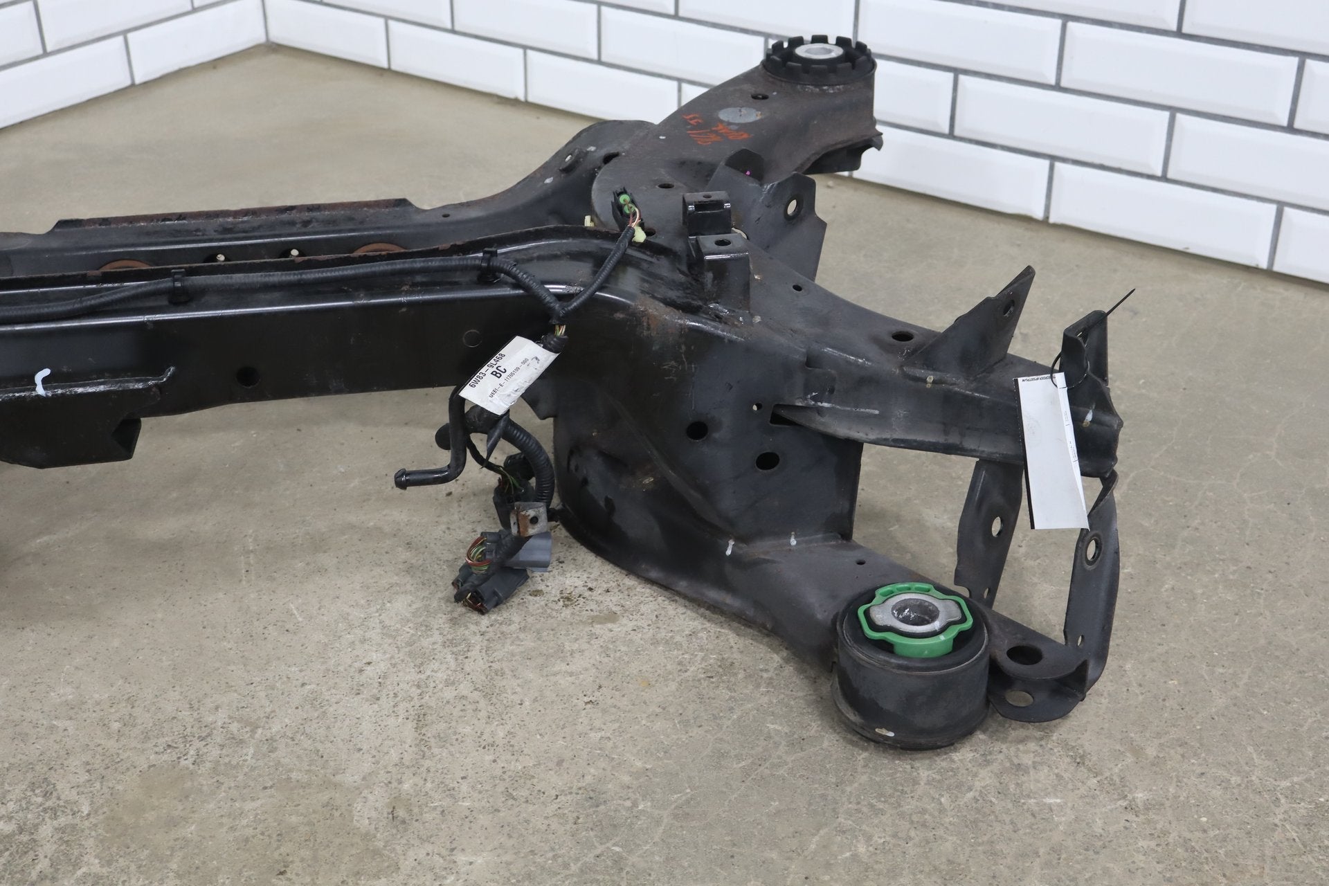 2007-2009 Jaguar XKR Rear Suspension Crossmember OEM Bare