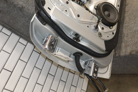 2007-2009 Jaguar XKR Right Front Door Liquid Silver MEE