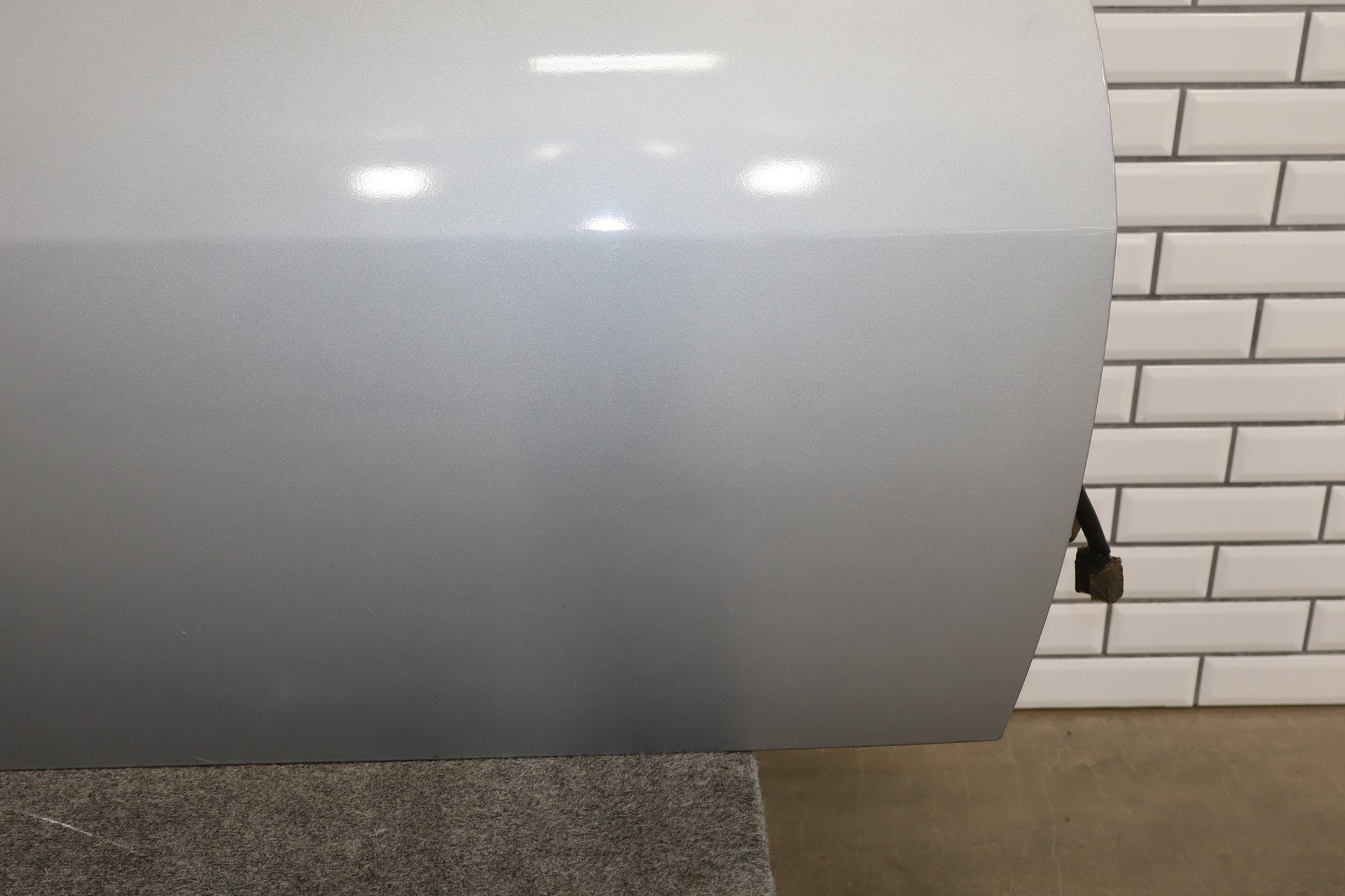 2007-2009 Jaguar XKR Right Front Door Liquid Silver MEE