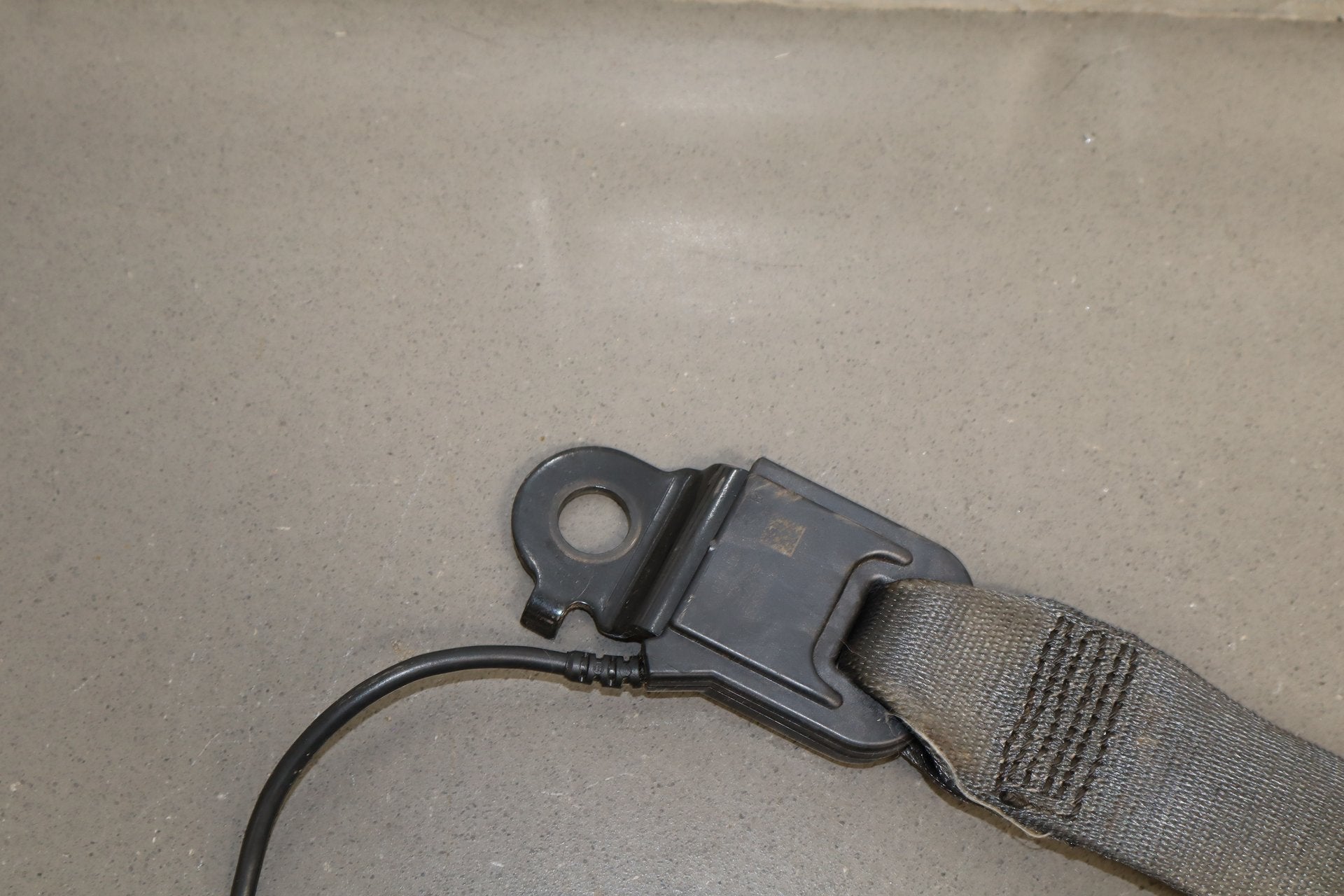 2007-2009 Jaguar XKR Right Front Seat Belt Warm Charcoal LEG