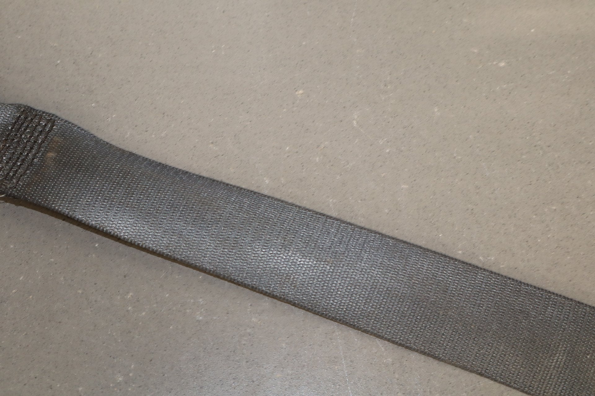 2007-2009 Jaguar XKR Right Front Seat Belt Warm Charcoal LEG