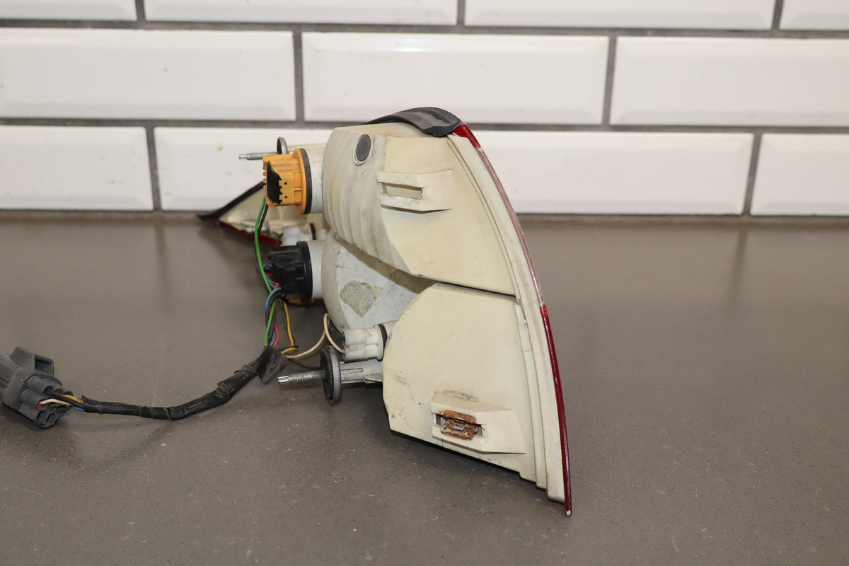 2007-2009 Jaguar XKR Right Tail Light OEM