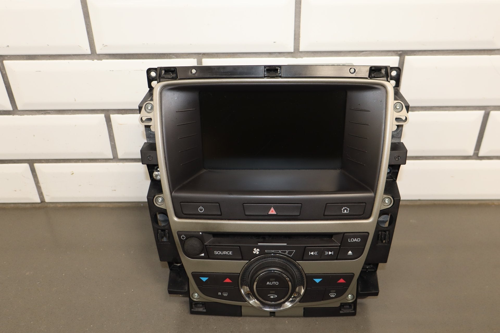 2007-2009 Jaguar XKR X150 Dash Radio Receiver Display OEM