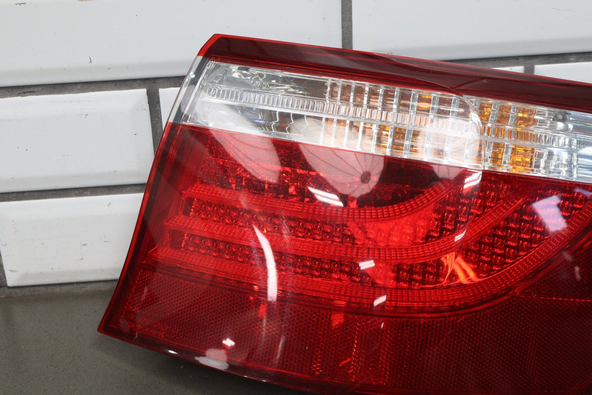 2007-2009 Lexus LS460 Taillight Set OEM