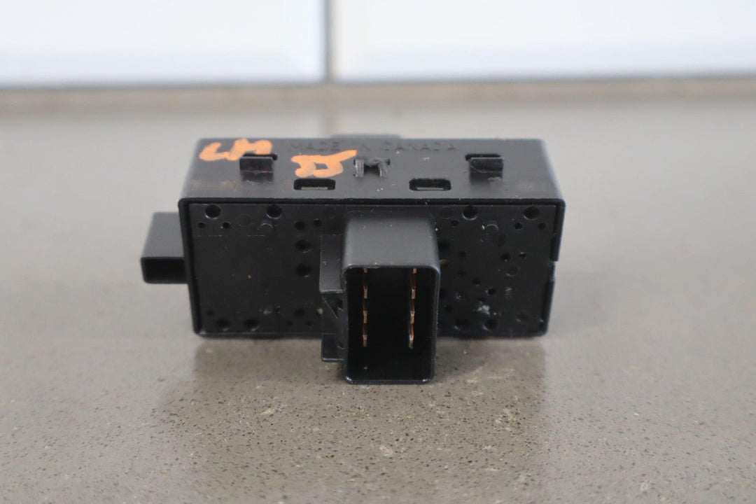 2007 - 2011 C6 Corvette Right Passenger Power Seat Switch W/Recline Handle & Trim