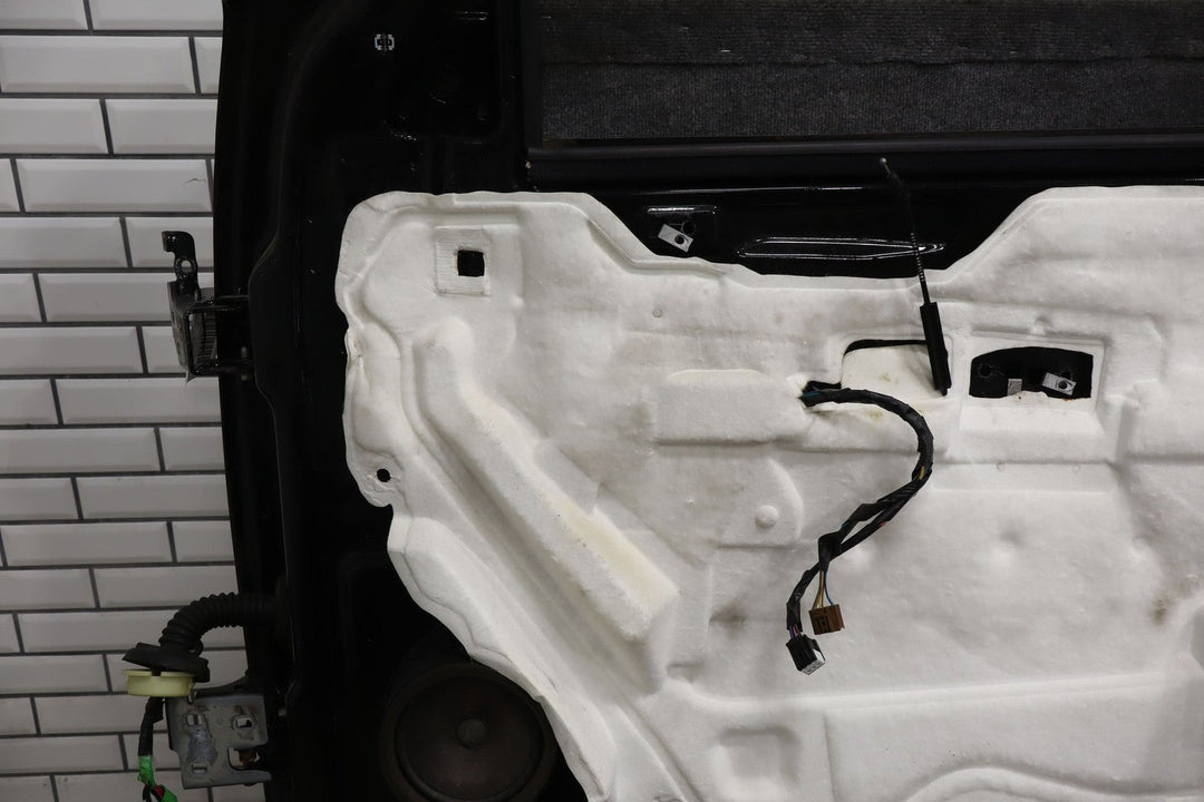 2007 - 2011 Chevrolet Suburban 1500 Right Front Door Black 41U 25796673