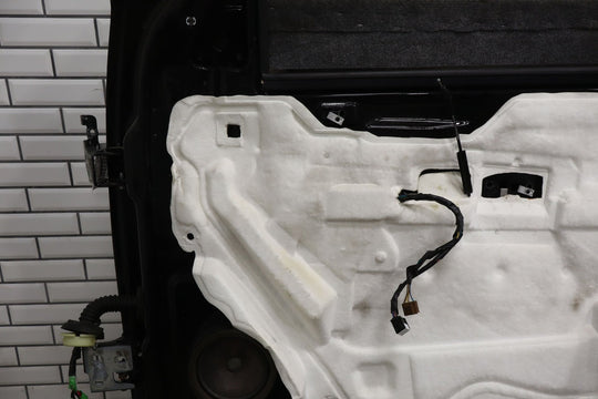 2007 - 2011 Chevrolet Suburban 1500 Right Front Door Black 41U 25796673