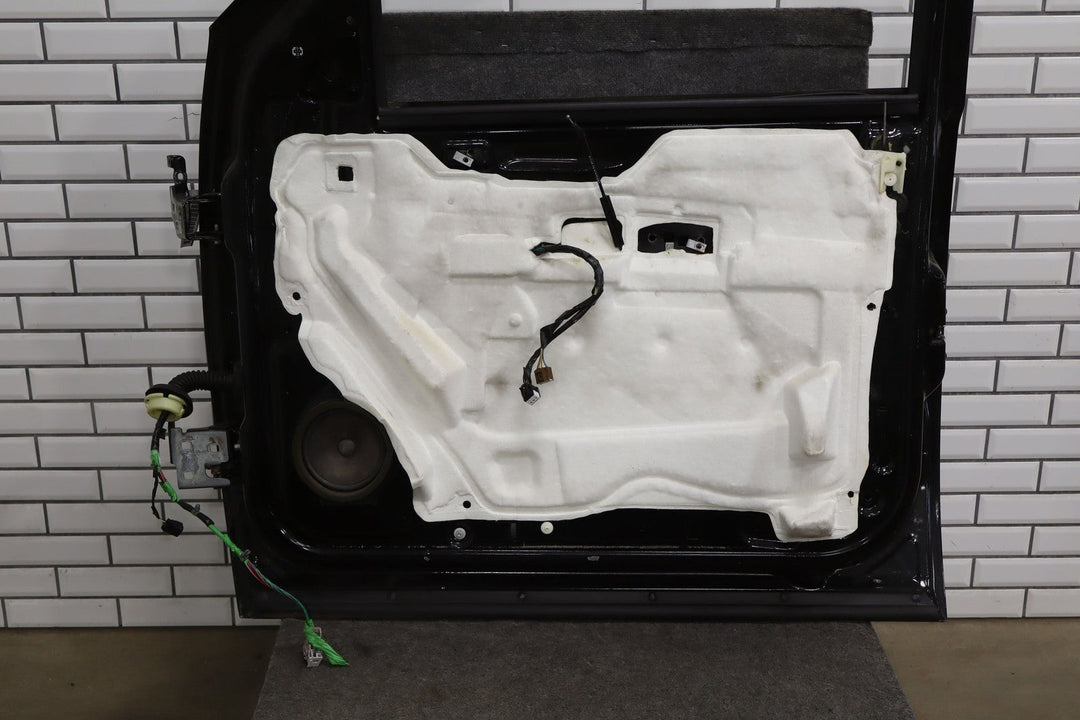 2007 - 2011 Chevrolet Suburban 1500 Right Front Door Black 41U 25796673
