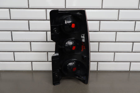 2007-2011 GMC Yukon Left Tail Light 25975977 OEM
