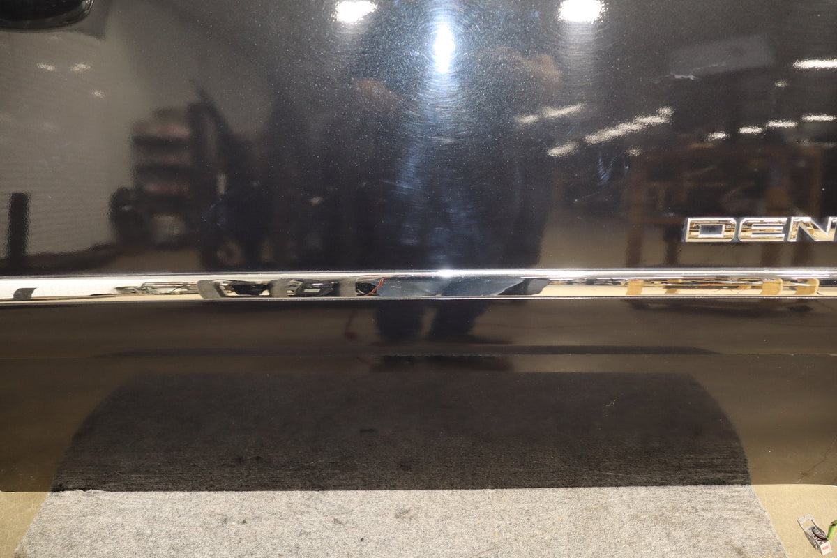 2007-2011 GMC Yukon Right Front Door Carbon Black 58 Less Mirror