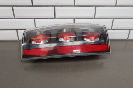 2007-2011 GMC Yukon Right Tail Light 25975978 OEM