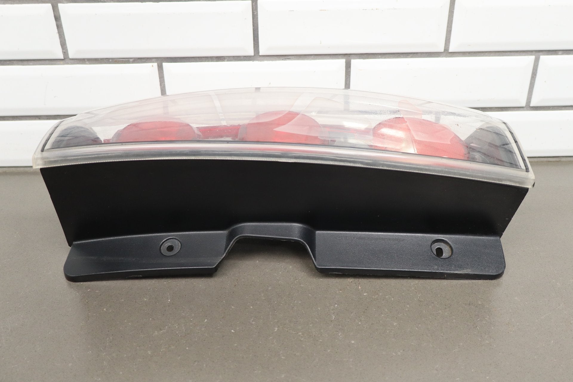 2007-2011 GMC Yukon Right Tail Light 25975978 OEM