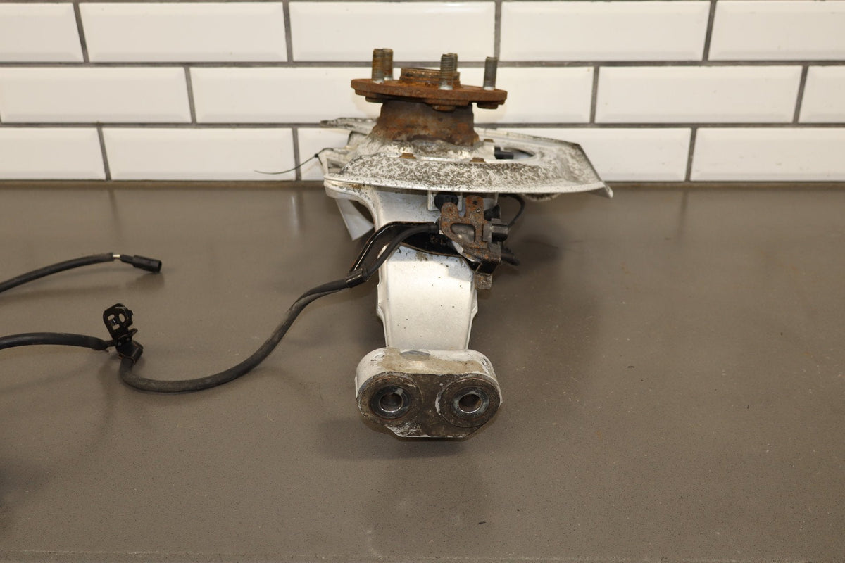 2007-2012 Lexus LS460 AWD Left Front Spindle W/Hub