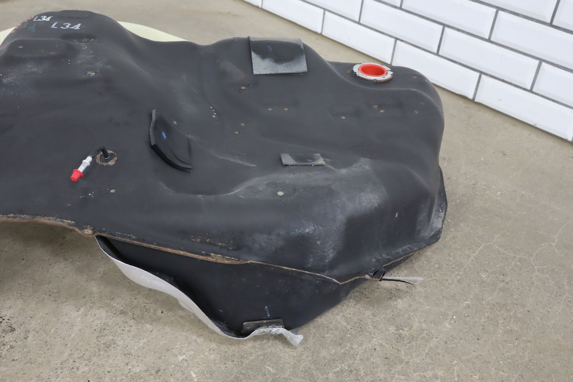 2007-2012 Lexus LS460 Fuel Tank OEM