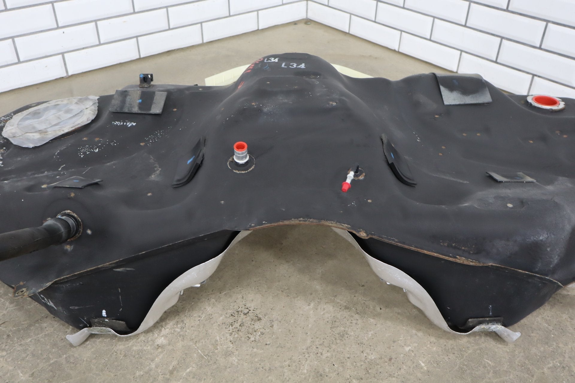2007-2012 Lexus LS460 Fuel Tank OEM