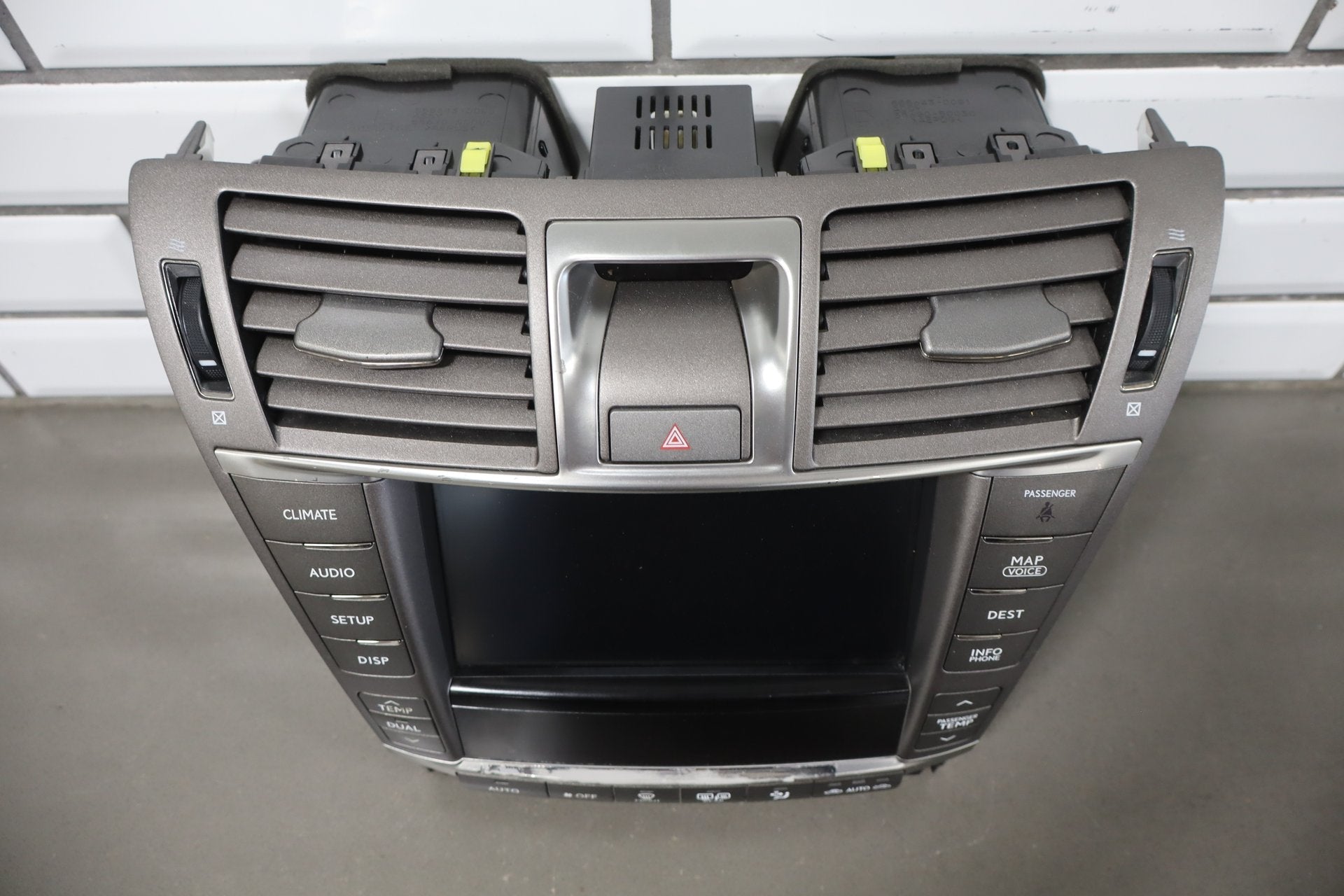 2007-2012 Lexus LS460 LS460L Display Navigation GPS Radio Touch Screen Display