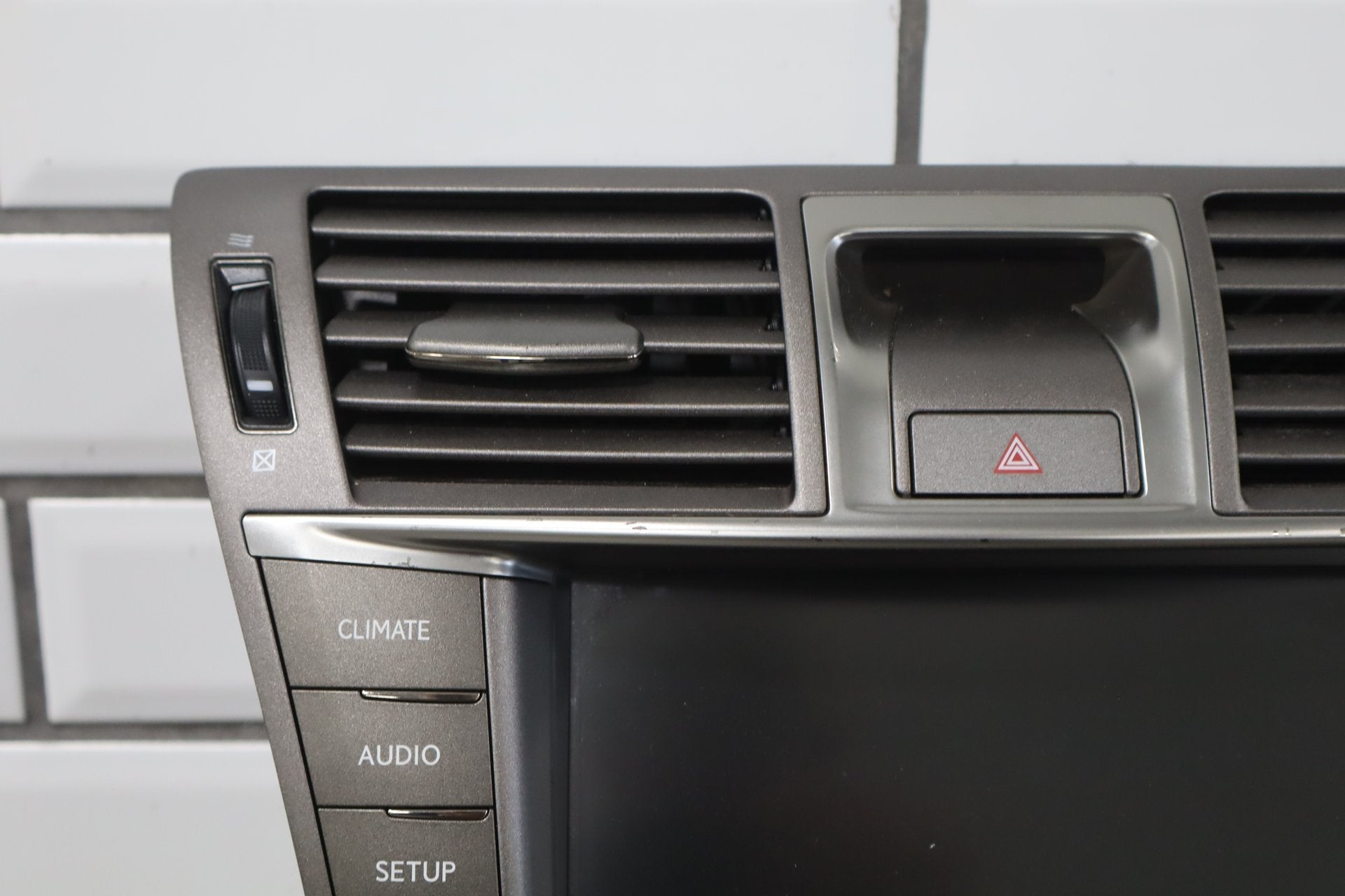 2007-2012 Lexus LS460 LS460L Display Navigation GPS Radio Touch Screen Display