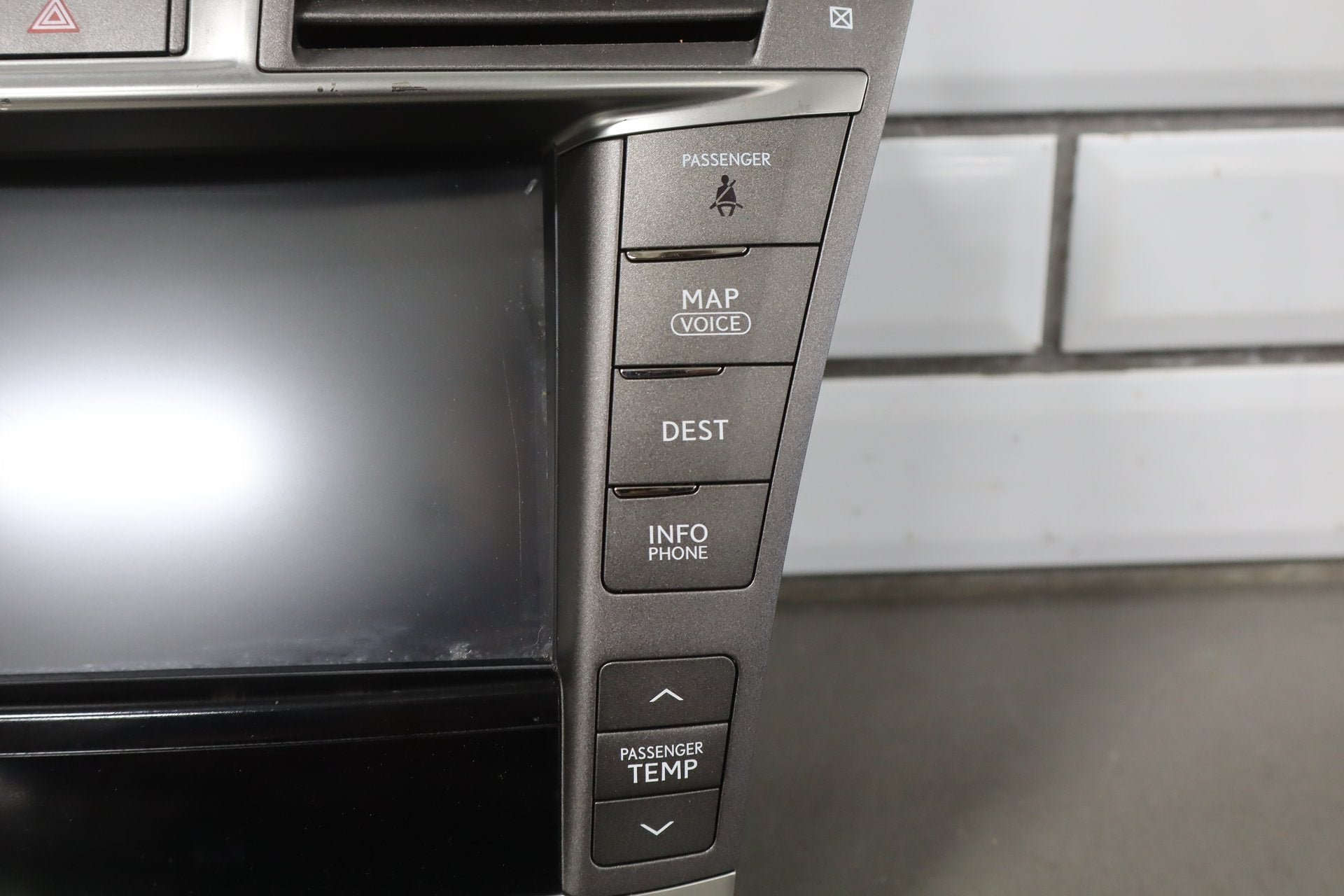 2007-2012 Lexus LS460 LS460L Display Navigation GPS Radio Touch Screen Display
