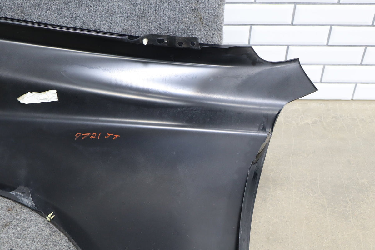 2007-2012 Lexus LS460 Right Fender Obsidian Black 212