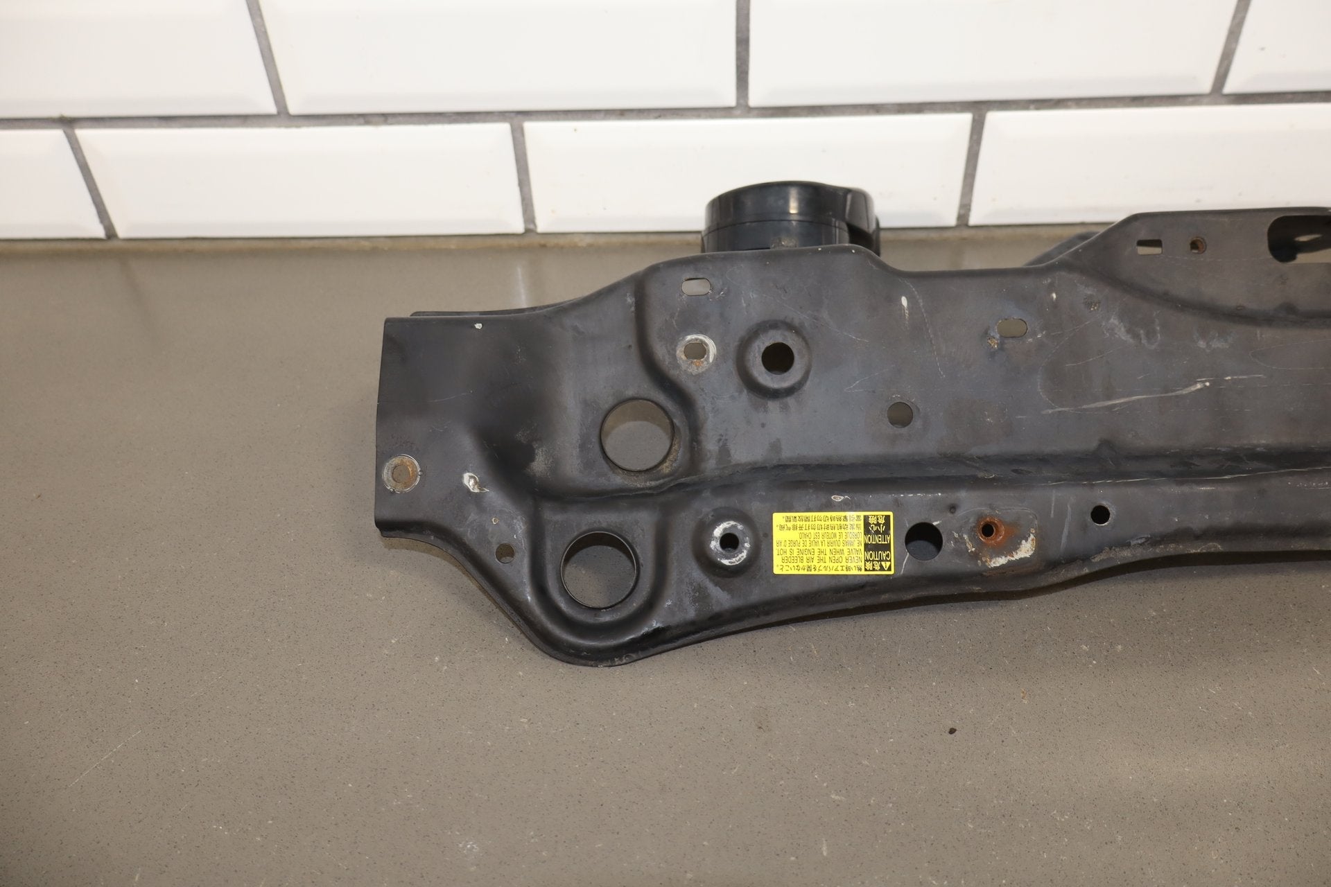 2007-2012 Lexus LS460 Unbolt Radiator Core Support