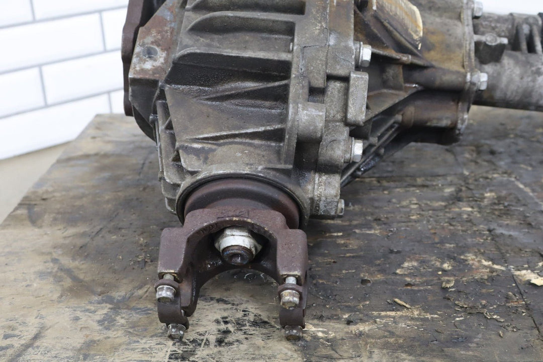 2007 - 2013 Chevrolet Tahoe 4WD Front Differential Assembly 3.73 GT4