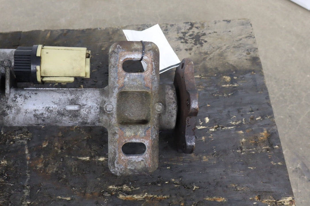 2007 - 2013 Chevrolet Tahoe 4WD Front Differential Assembly 3.73 GT4