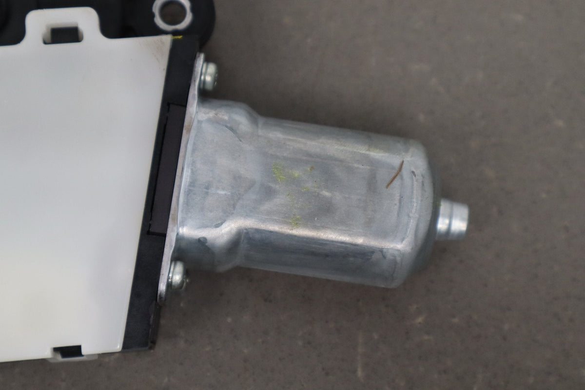 2007 - 2014 Cadillac Chevrolet GMC Sunroof Moonroof Hatch Power Motor OEM