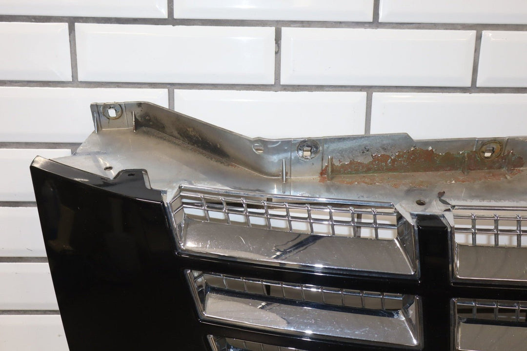 2007 - 2014 Cadillac Escalade Grille 23190289 OEM (Black Raven)