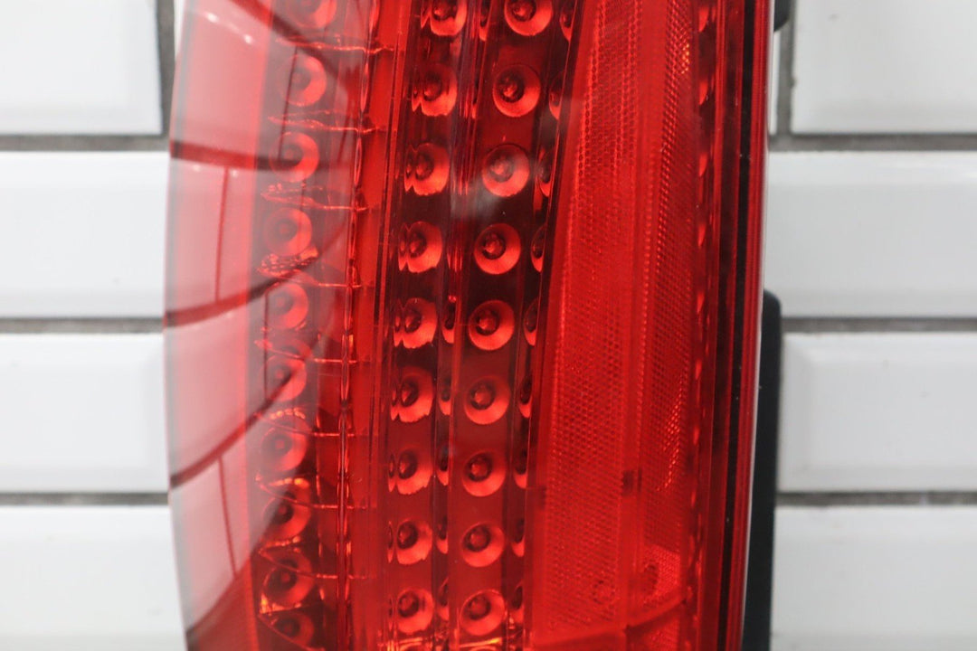 2007 - 2014 Cadillac Escalade Left Tail Light 22884387 OEM