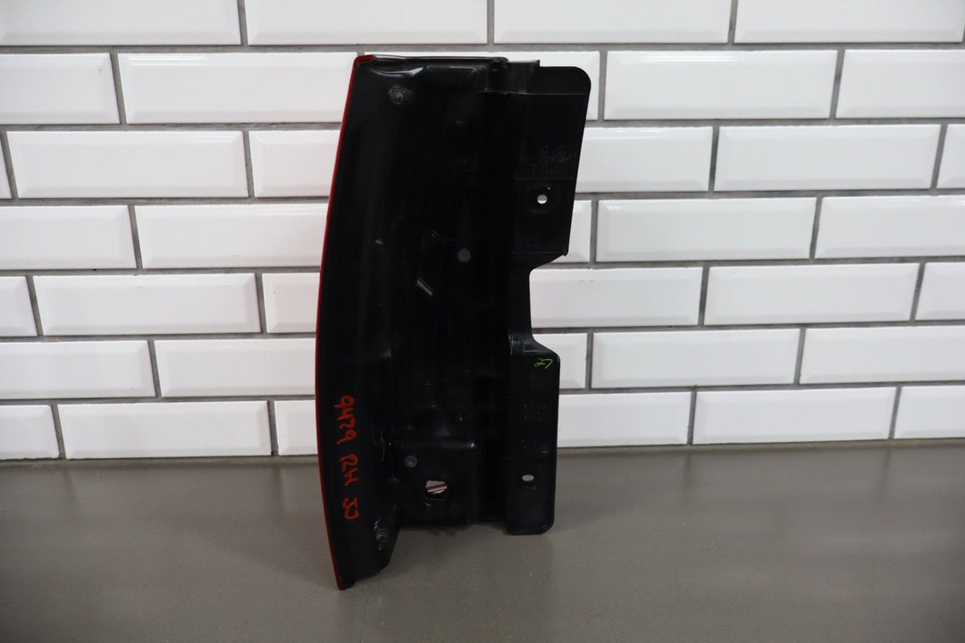 2007 - 2014 Cadillac Escalade Right Tail Light 22884388 OEM