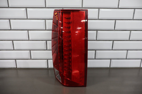 2007 - 2014 Cadillac Escalade Right Tail Light 22884388 OEM