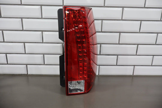 2007 - 2014 Cadillac Escalade Right Tail Light 22884388 OEM