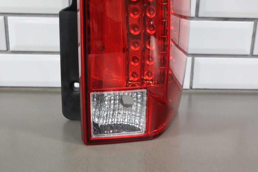 2007 - 2014 Cadillac Escalade Right Tail Light 22884388 OEM