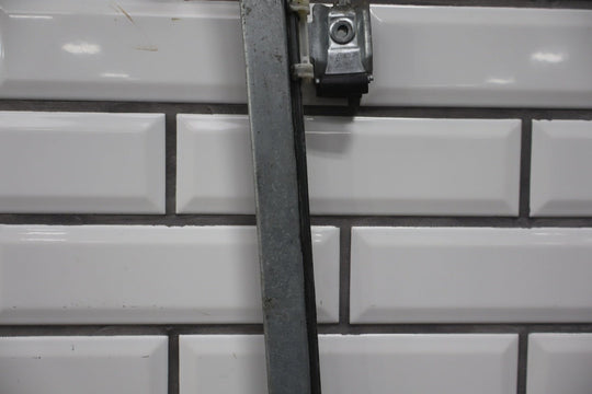 2007 - 2014 Chevrolet Suburban Left Front Door Regulator 20945138 OEM