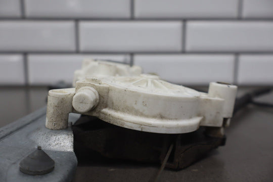 2007 - 2014 Chevrolet Suburban Left Front Door Regulator 20945138 OEM