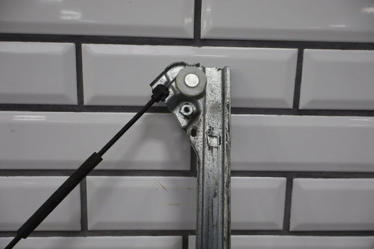 2007 - 2014 Chevrolet Suburban Left Front Door Regulator 20945138 OEM