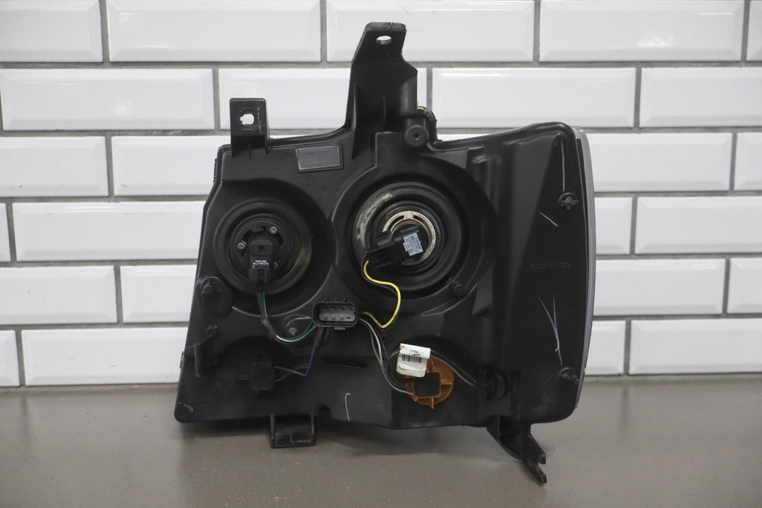 2007 - 2014 Chevrolet Suburban Right Headlamp 20760579 OEM