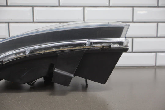 2007 - 2014 Chevrolet Suburban Right Headlamp 20760579 OEM