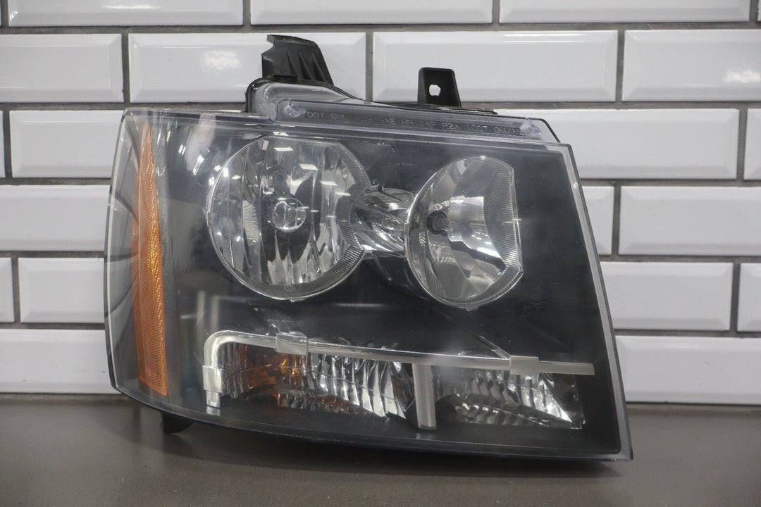 2007 - 2014 Chevrolet Suburban Right Headlamp 20760579 OEM