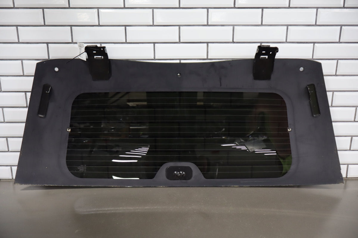 2007-2014 Chevrolet Tahoe Back Window Glass 25916024 OEM