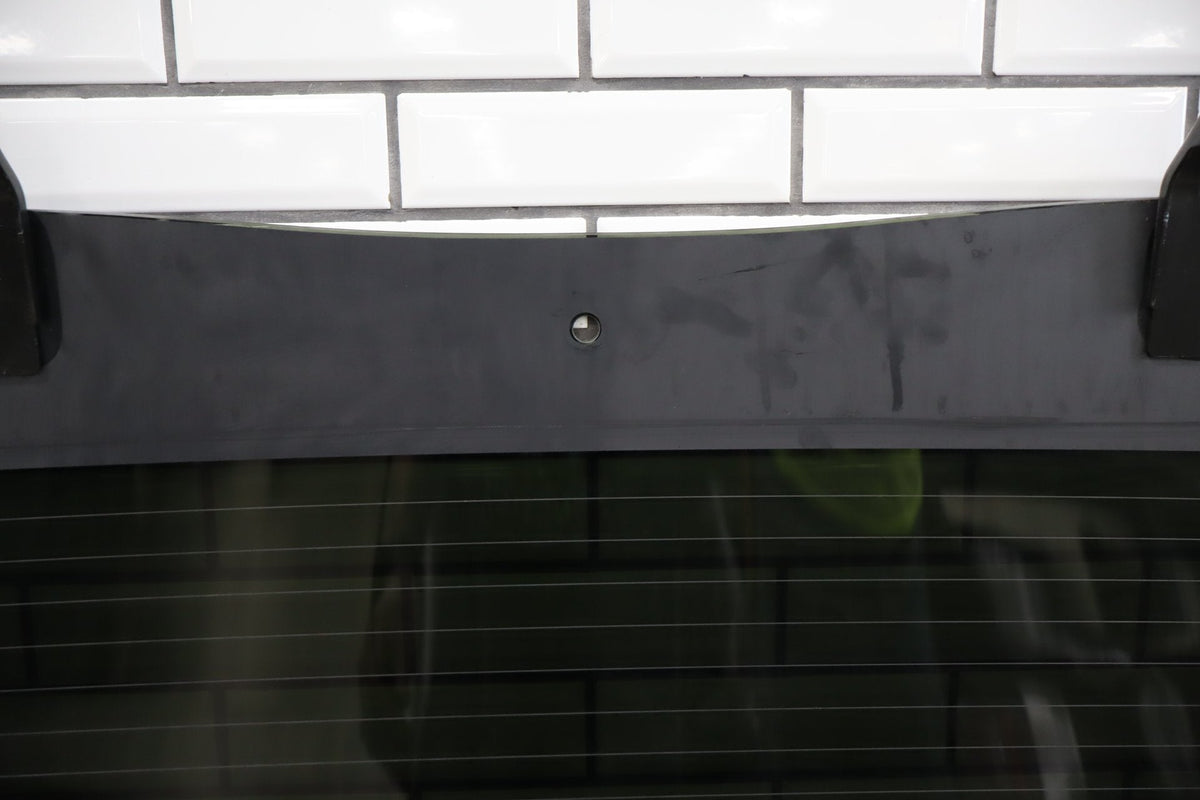 2007-2014 Chevrolet Tahoe Back Window Glass 25916024 OEM