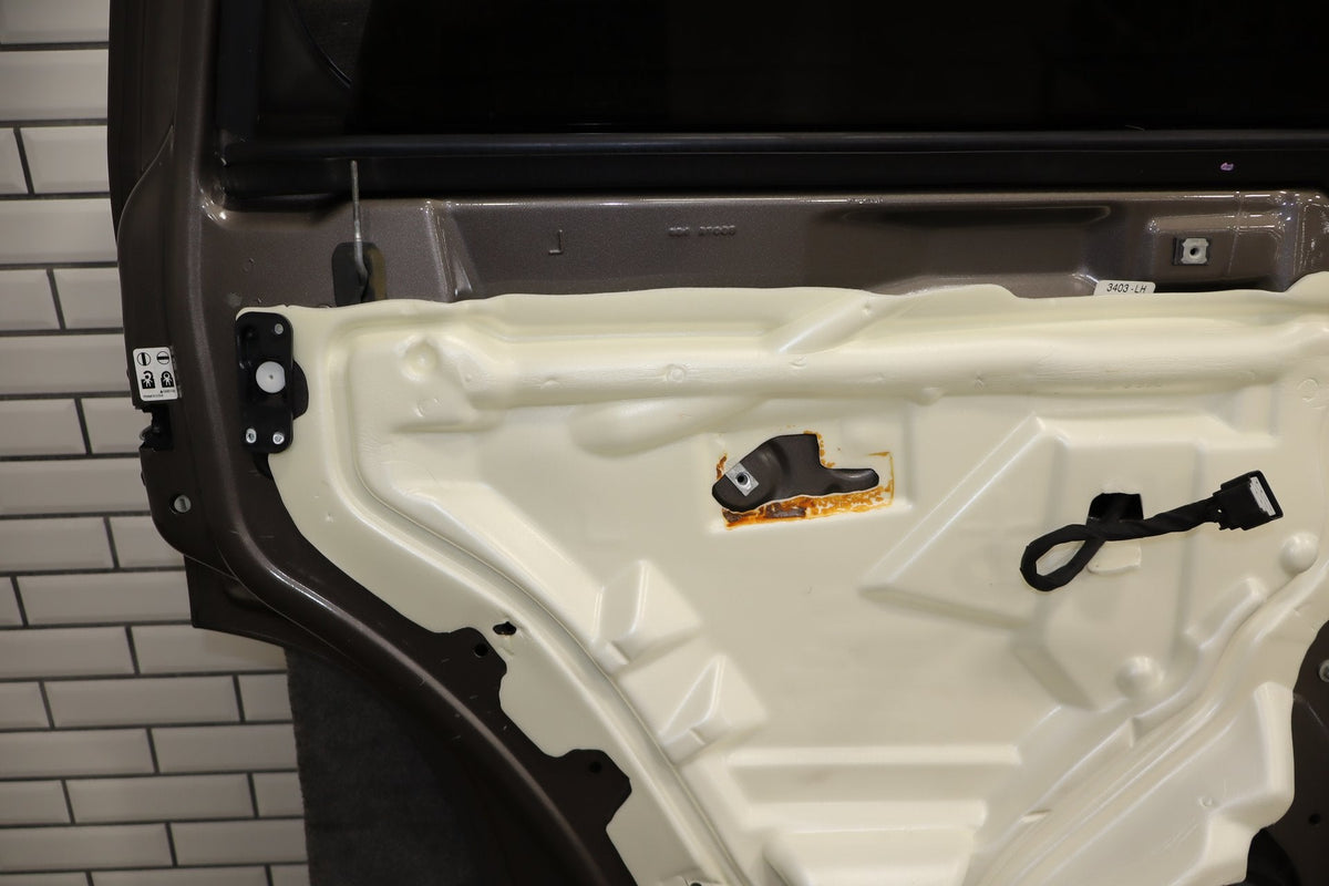 2007-2014 Chevrolet Tahoe Left Rear Door Mocha Steel ( GHA )