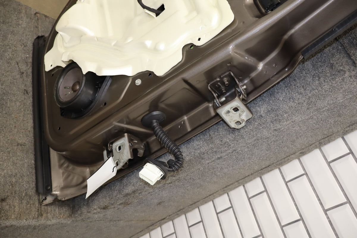 2007-2014 Chevrolet Tahoe Left Rear Door Mocha Steel ( GHA )