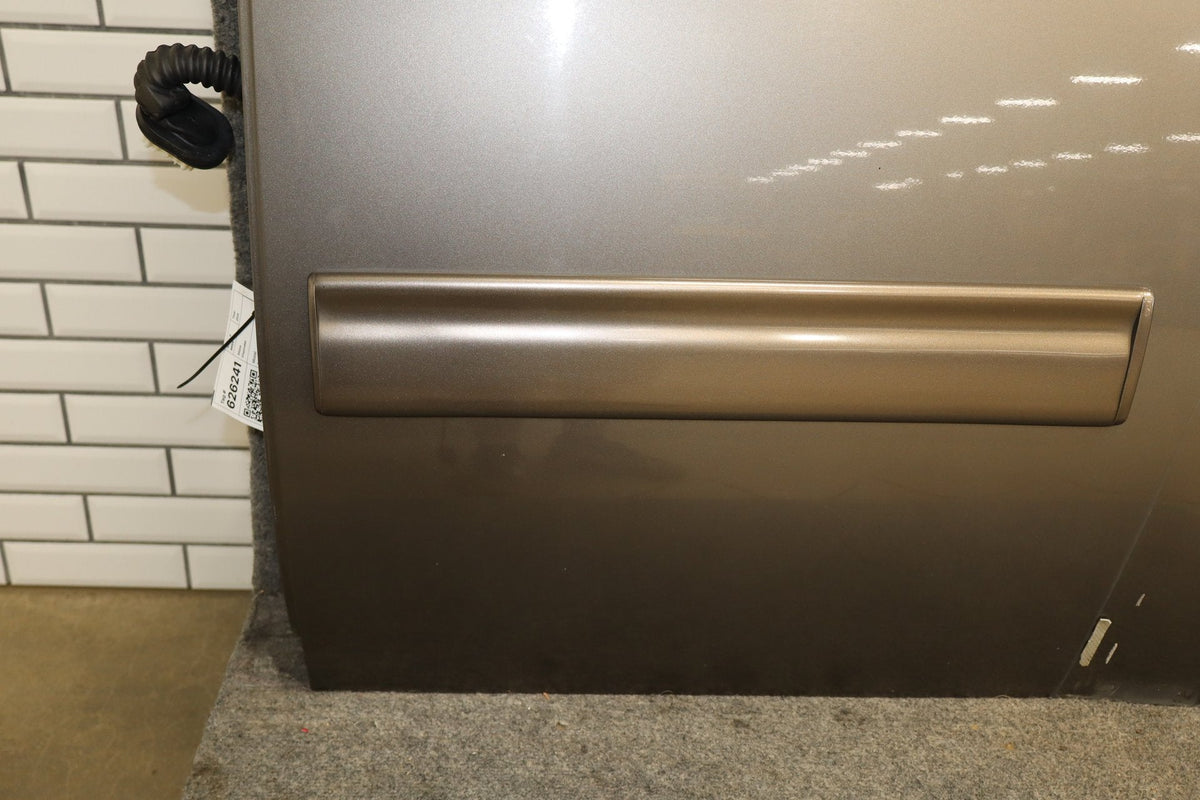 2007-2014 Chevrolet Tahoe Left Rear Door Mocha Steel ( GHA )