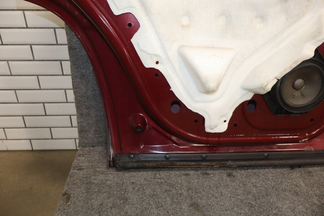 2007 - 2014 Chevrolet Tahoe Left Rear Door Ruby Red ( 66 ) 22892597