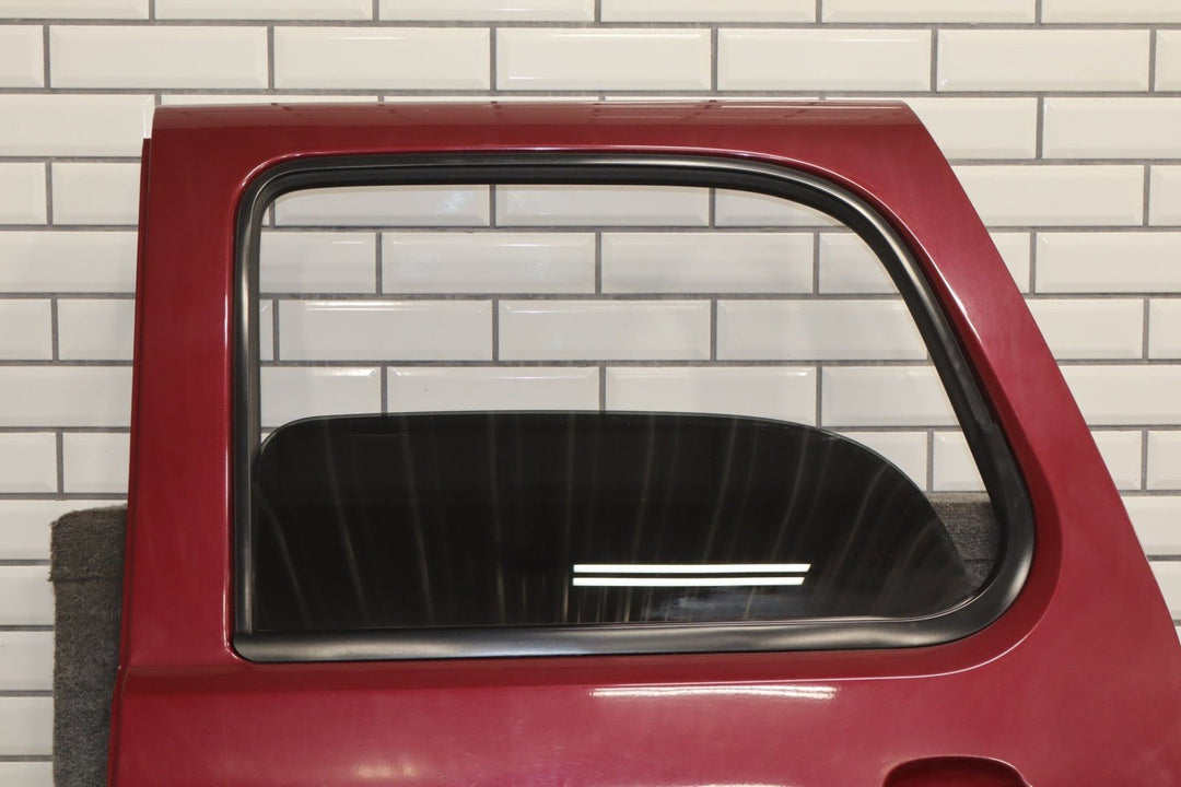 2007 - 2014 Chevrolet Tahoe Left Rear Door Sport Red ( 63U ) 22892597